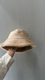 کلاه باکت دورو رنگ کرم - Image 2